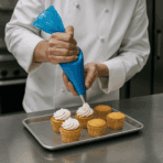 spritzbeutel blau im einsatz 1